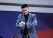 爱游戏入口-陈沁涵连中关键球，带领上海男篮取胜