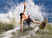 爱游戏娱乐-冰与火的对话，楚阿梅尼的沉稳掌控与厄瓜多尔的炽热奔袭，如何映照日本足球的迷茫？