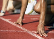 爱游戏入口-沪上闪电席卷美利坚，郭艾伦高光闪耀，上海男篮横扫步行者创纪录