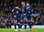 爱游戏在线-梅西领衔，巴黎与曼城上演强强对决