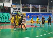 爱游戏APP-体育之魂挥洒赛场，选手们全情投入