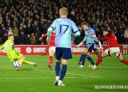 爱游戏娱乐-利物浦客场斩获宝贵三分领跑积分榜