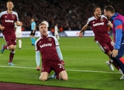 爱游戏在线-包含西汉姆联客场击败对手，实现三连胜的词条