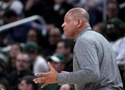 爱游戏大厅-快船主帅里弗斯：我们还需要加强篮板能力的简单介绍