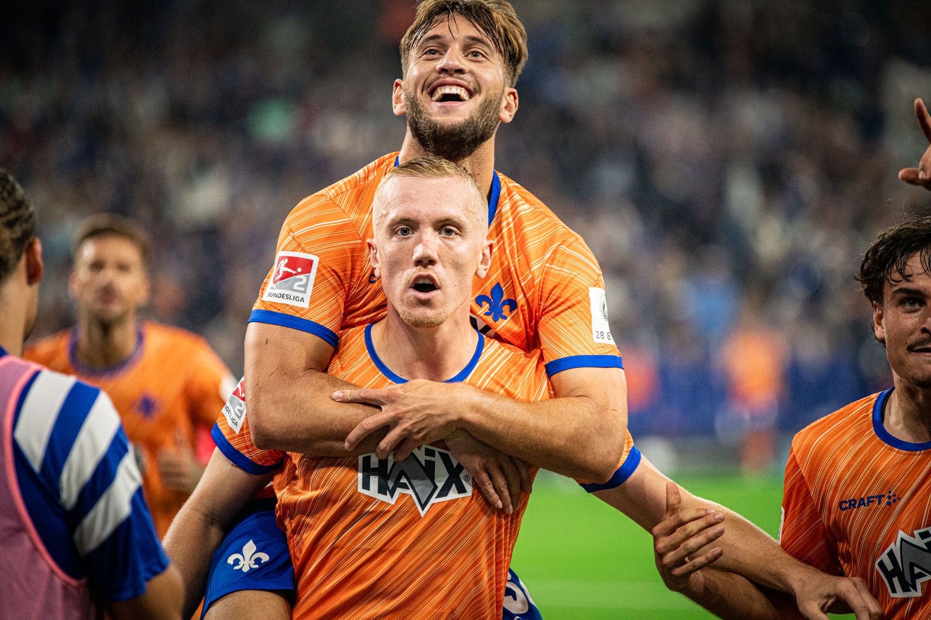 瑞典队在比赛中展现了强大的团结力 瑞典队在比赛中展现了强大的团结力