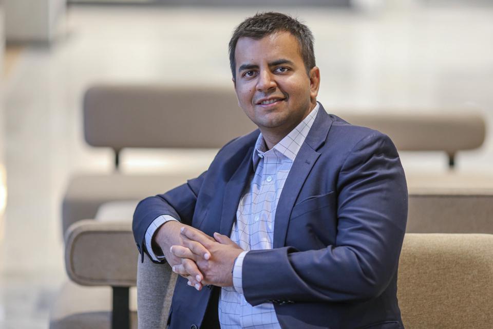 印度篮球明星转会到国外球队,备受瞩目 印度篮球明星转会到国外球队,备受瞩目