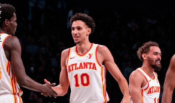 老鹰队新赛季崭露头角,展现年轻潜力 老鹰队新赛季崭露头角,展现年轻潜力