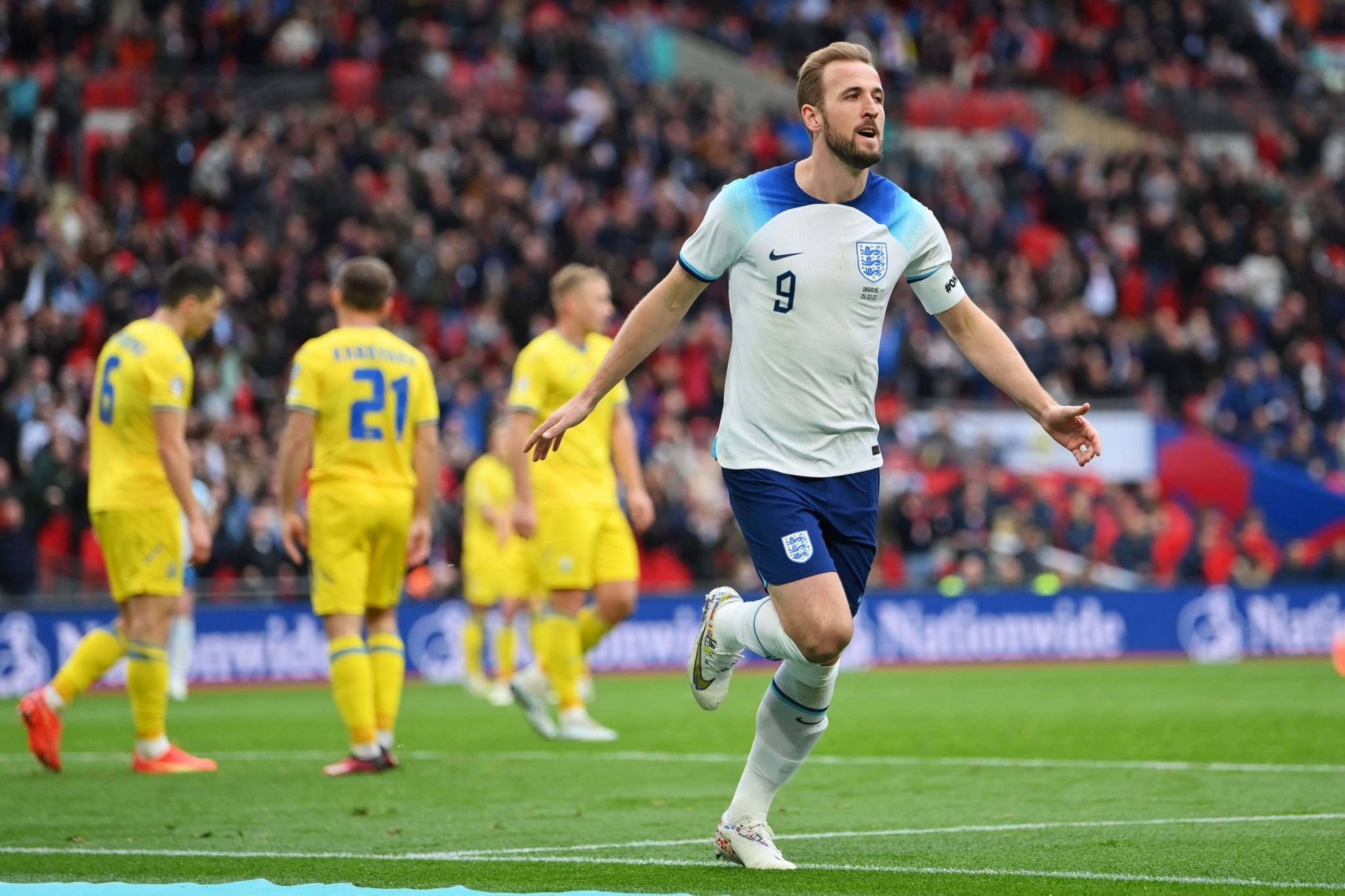 英格兰队在欧预赛中火力全开,轻松取胜的简单介绍 英格兰队在欧预赛中火力全开,轻松取胜的简单介绍