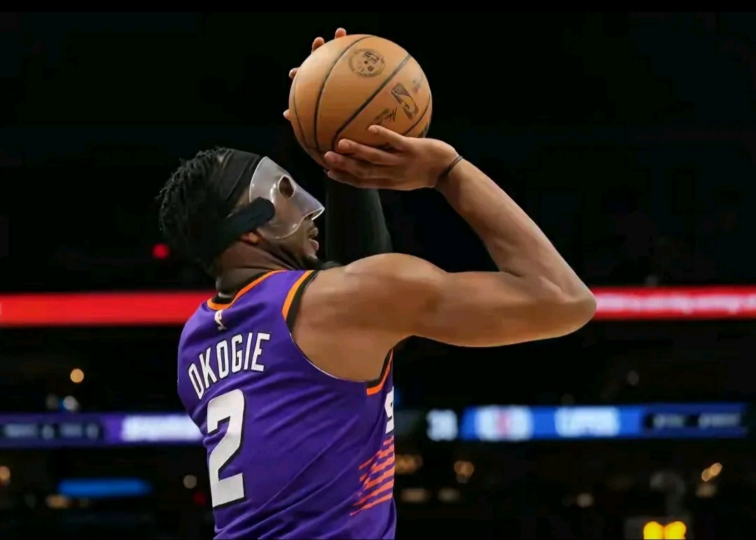 包含太阳小前锋受伤成问题球队关键伤员的词条