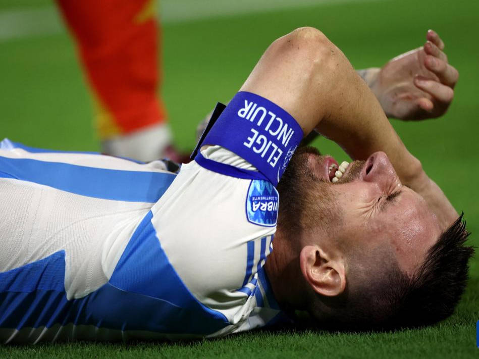 阿根廷队紧急备战世界杯,全力以赴 阿根廷队紧急备战世界杯,全力以赴