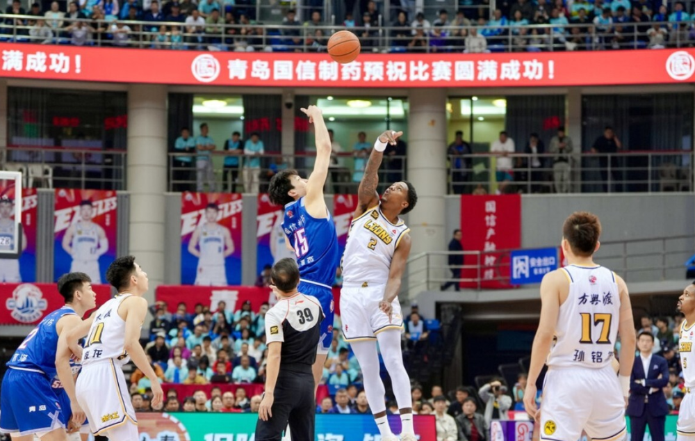 热门球队在季后赛中一路高歌猛进的简单介绍 热门球队在季后赛中一路高歌猛进的简单介绍