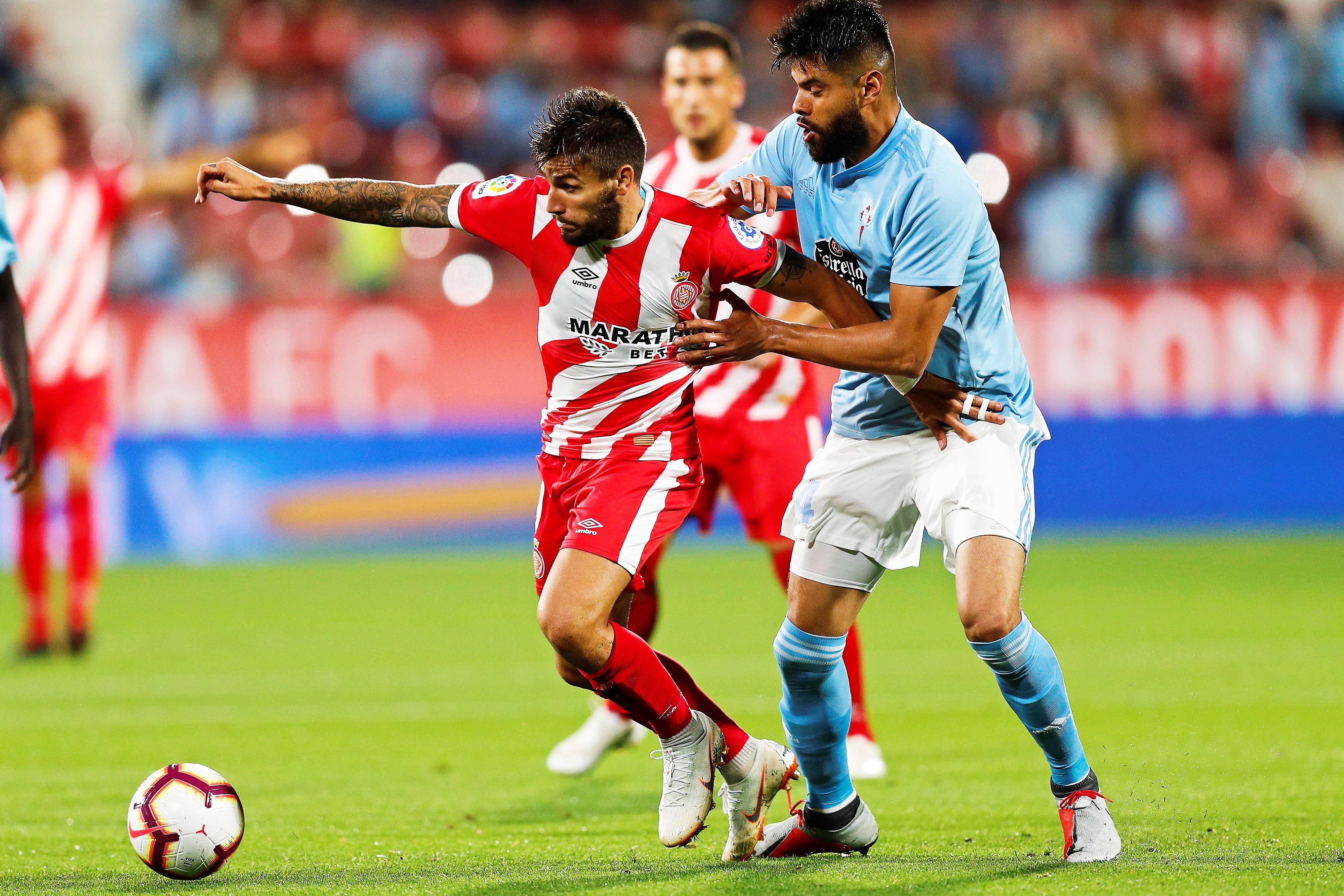 关于皇马主场完胜瓦伦西亚,豪取七连胜的信息 关于皇马主场完胜瓦伦西亚,豪取七连胜的信息