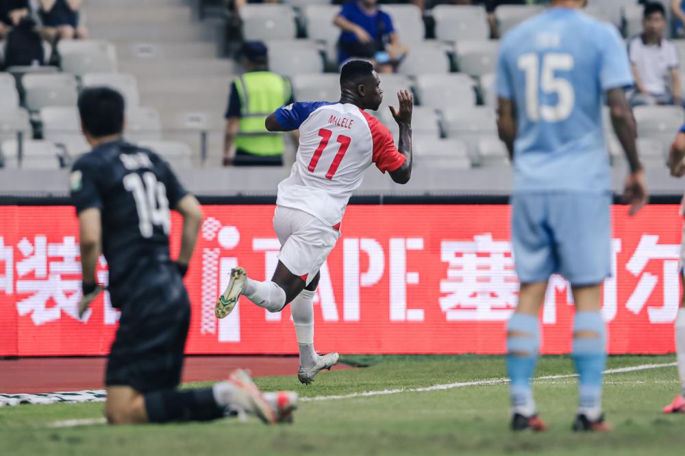 球队精密配合为球员带来进球机会 球队精密配合为球员带来进球机会