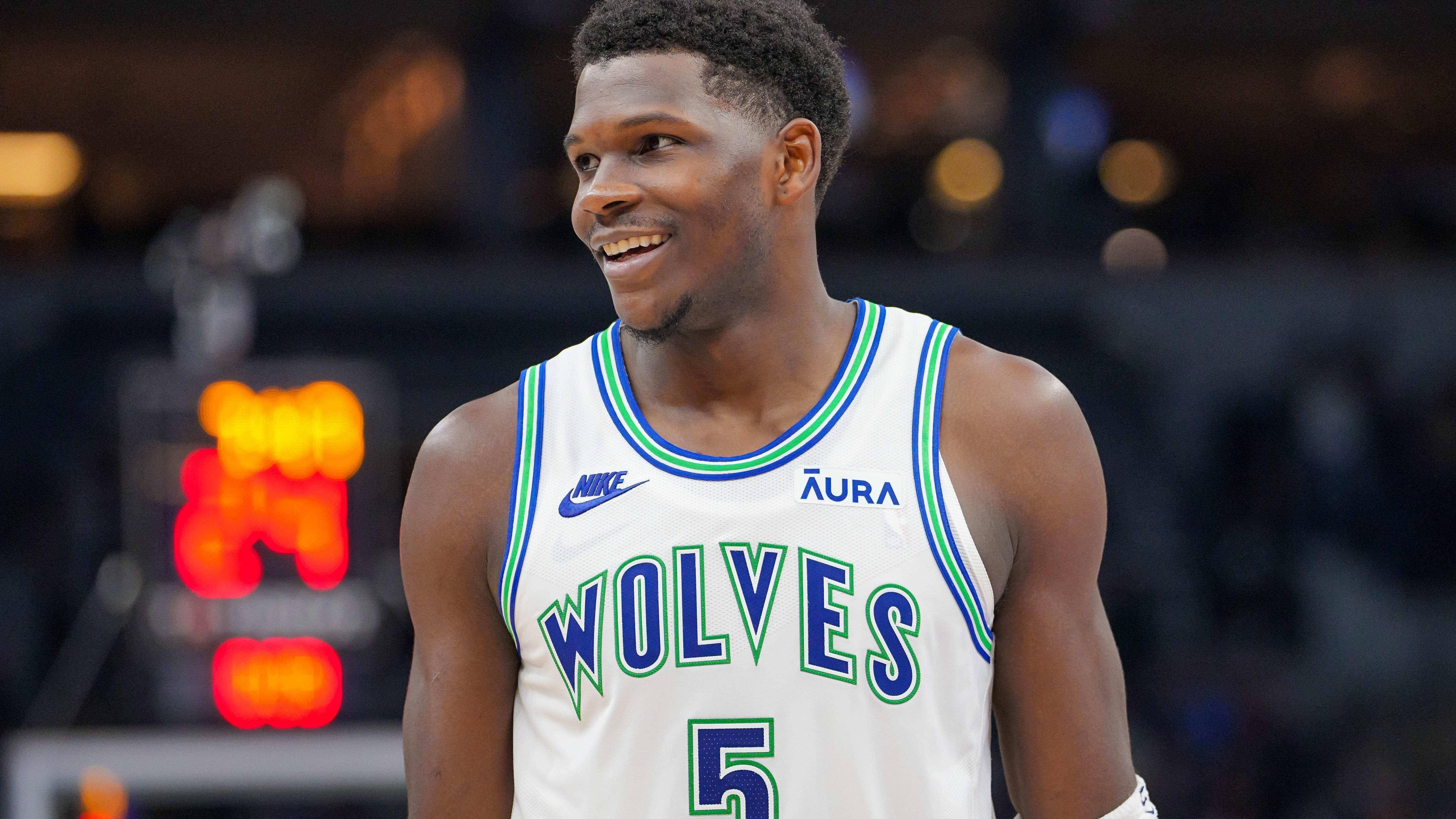 雄鹿轻取森林狼，连胜达到巅峰