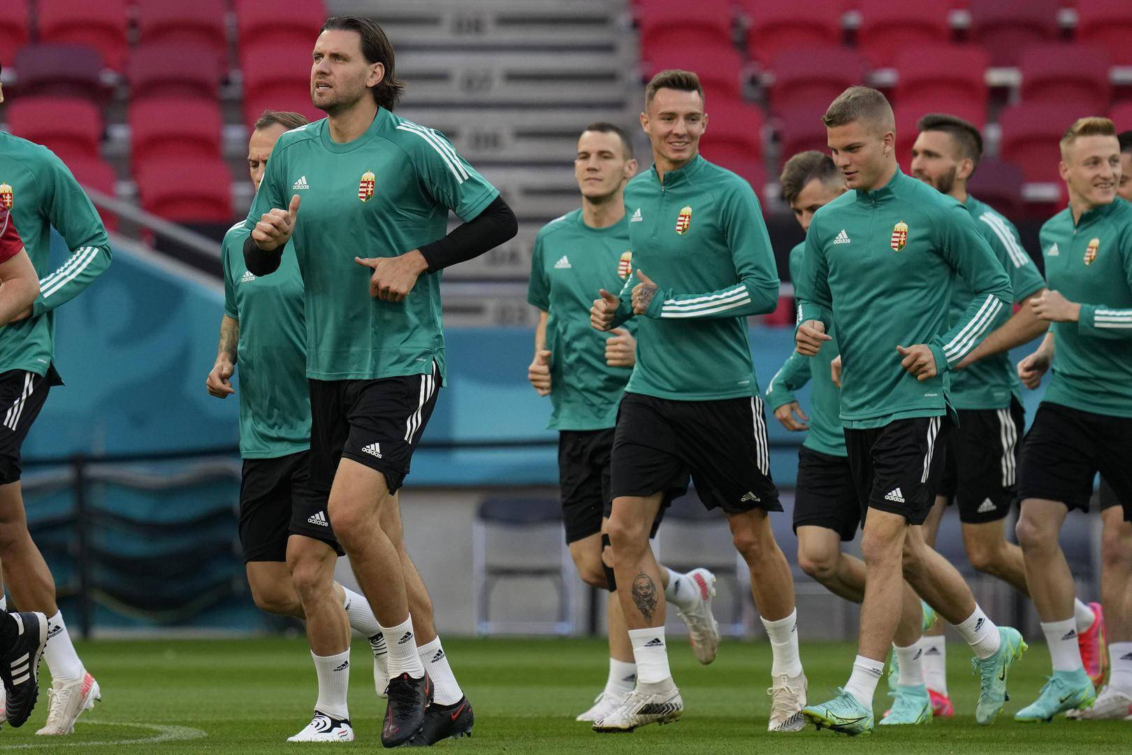 包含匈牙利队胜券在握,欧预赛前景看好的词条 包含匈牙利队胜券在握,欧预赛前景看好的词条