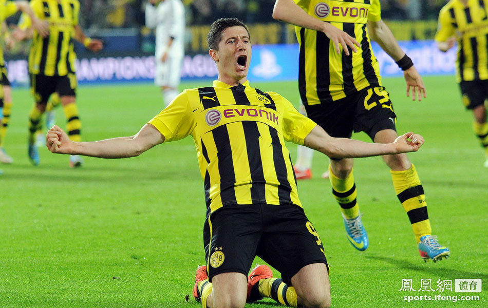 弗赖堡防线失守遭遇狂轰,主场遭遇重创的简单介绍 弗赖堡防线失守遭遇狂轰,主场遭遇重创的简单介绍