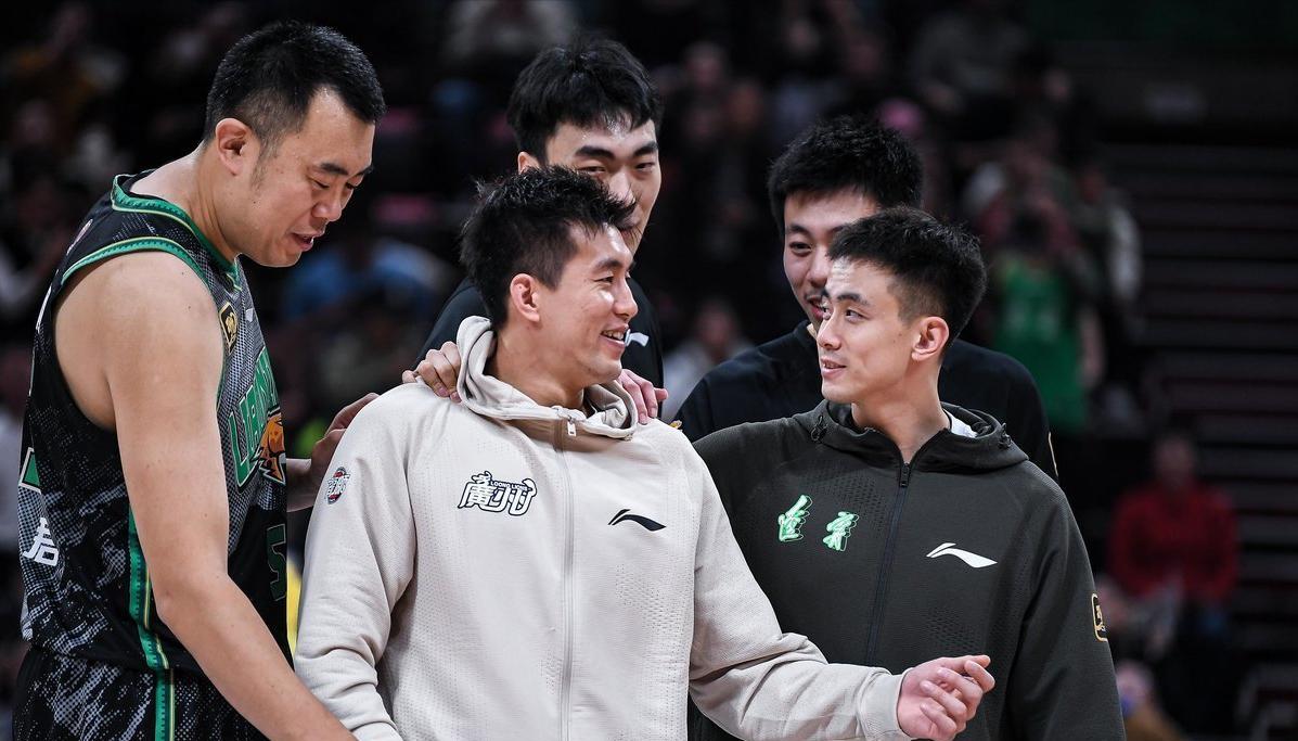 辽宁队高效防守,成功击溃强敌 辽宁队高效防守,成功击溃强敌