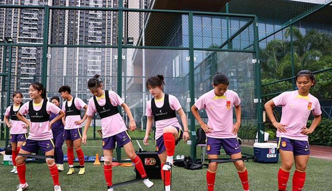 竞技水平优秀的女足选手备战形势严峻的简单介绍