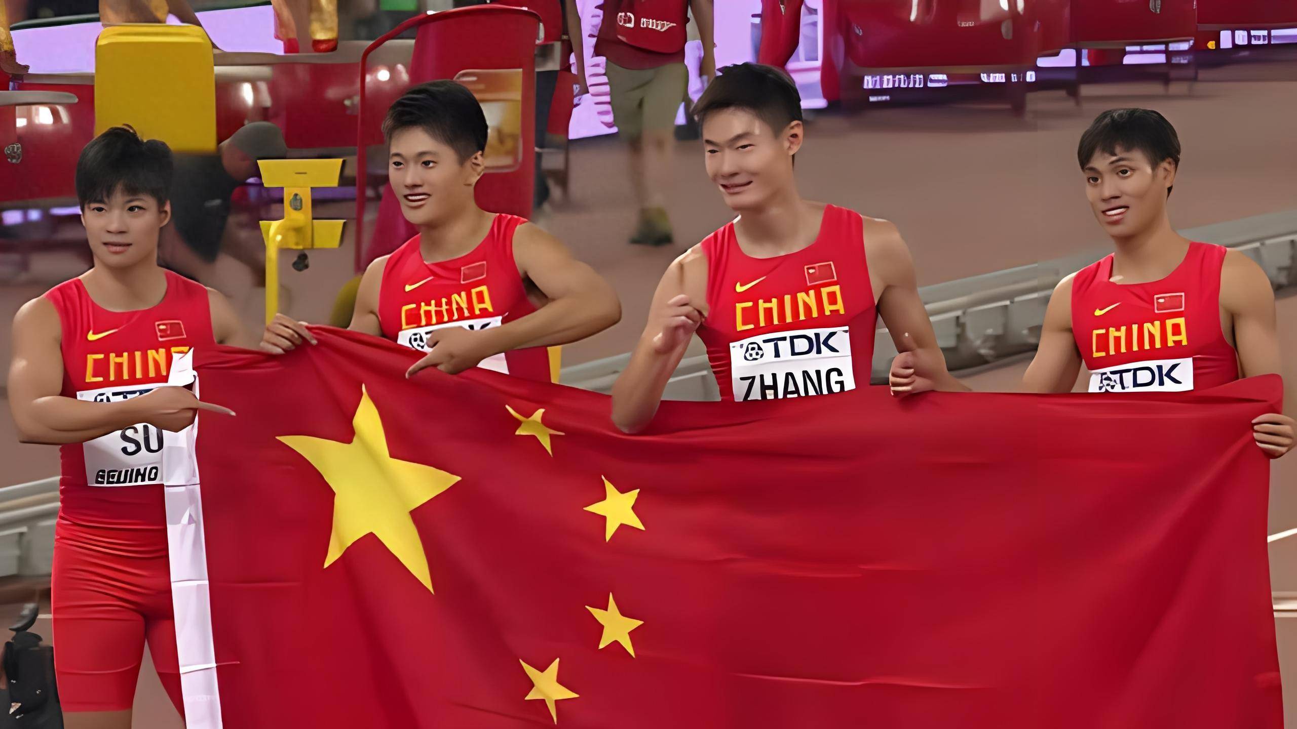 体育赛事镜头回放:精彩瞬间纷呈 体育赛事镜头回放:精彩瞬间纷呈