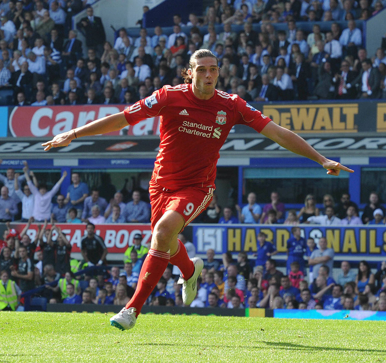 利物浦前锋连入两球,战绩有望稳步提升 利物浦前锋连入两球,战绩有望稳步提升