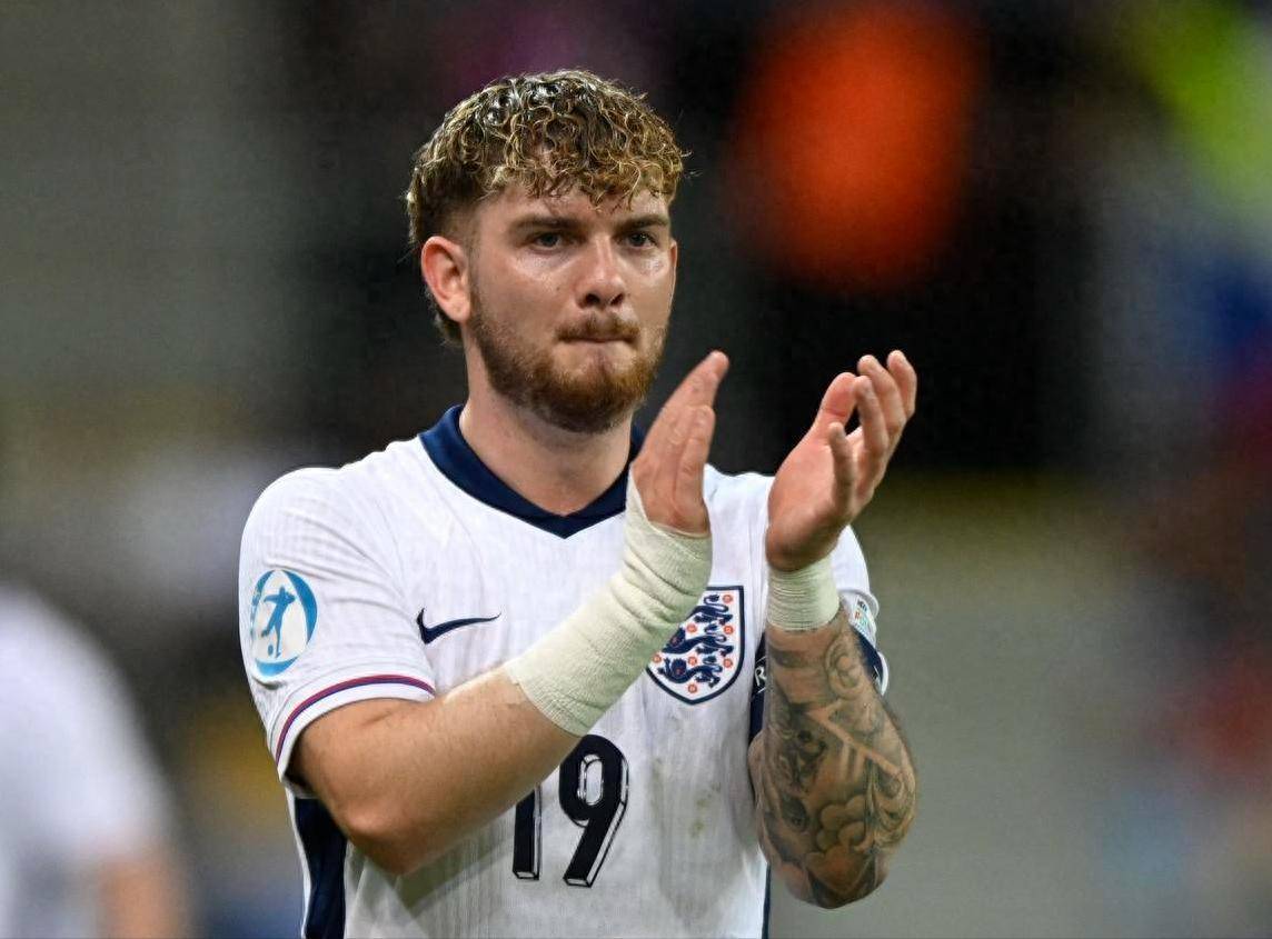 英格兰新晋球员在捷克比赛中取得胜利 英格兰新晋球员在捷克比赛中取得胜利