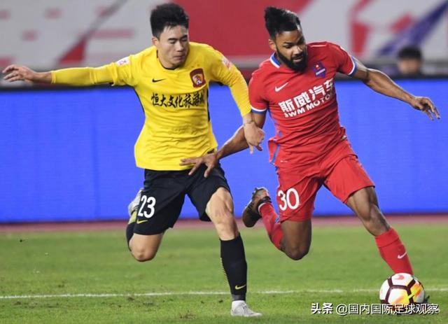 青岛黄海与上海绿地对决引人关注 青岛黄海与上海绿地对决引人关注