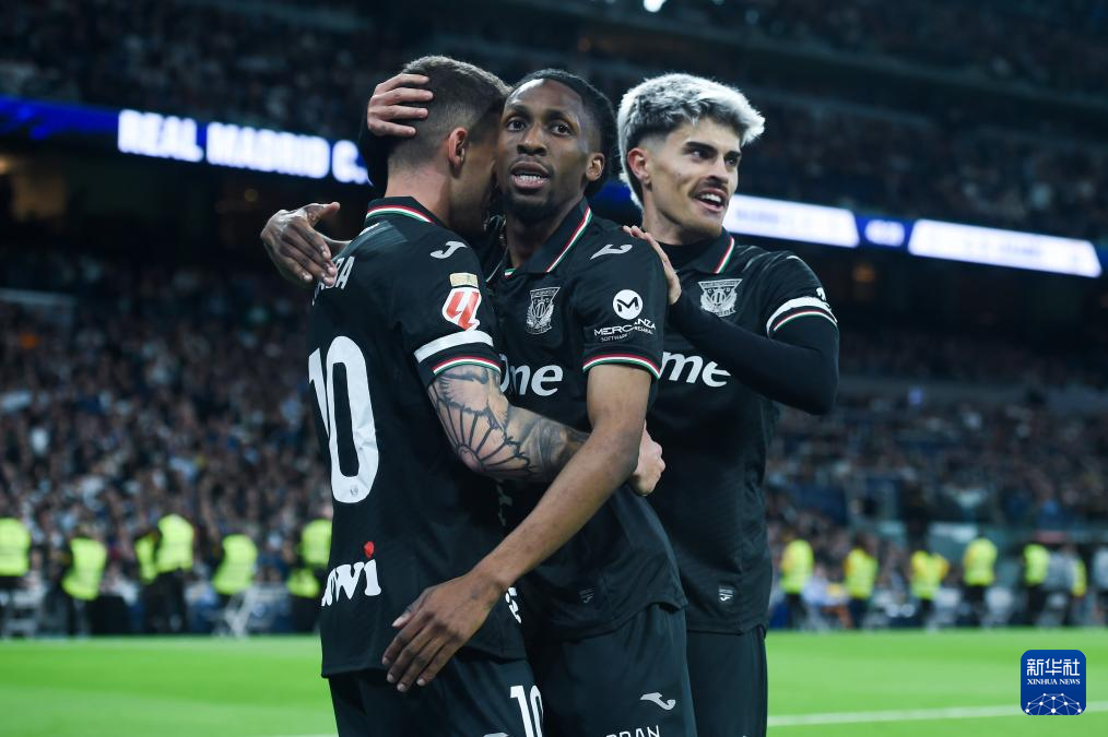 皇家马德里遭遇二连败,同城竞技压倒优势 皇家马德里遭遇二连败,同城竞技压倒优势