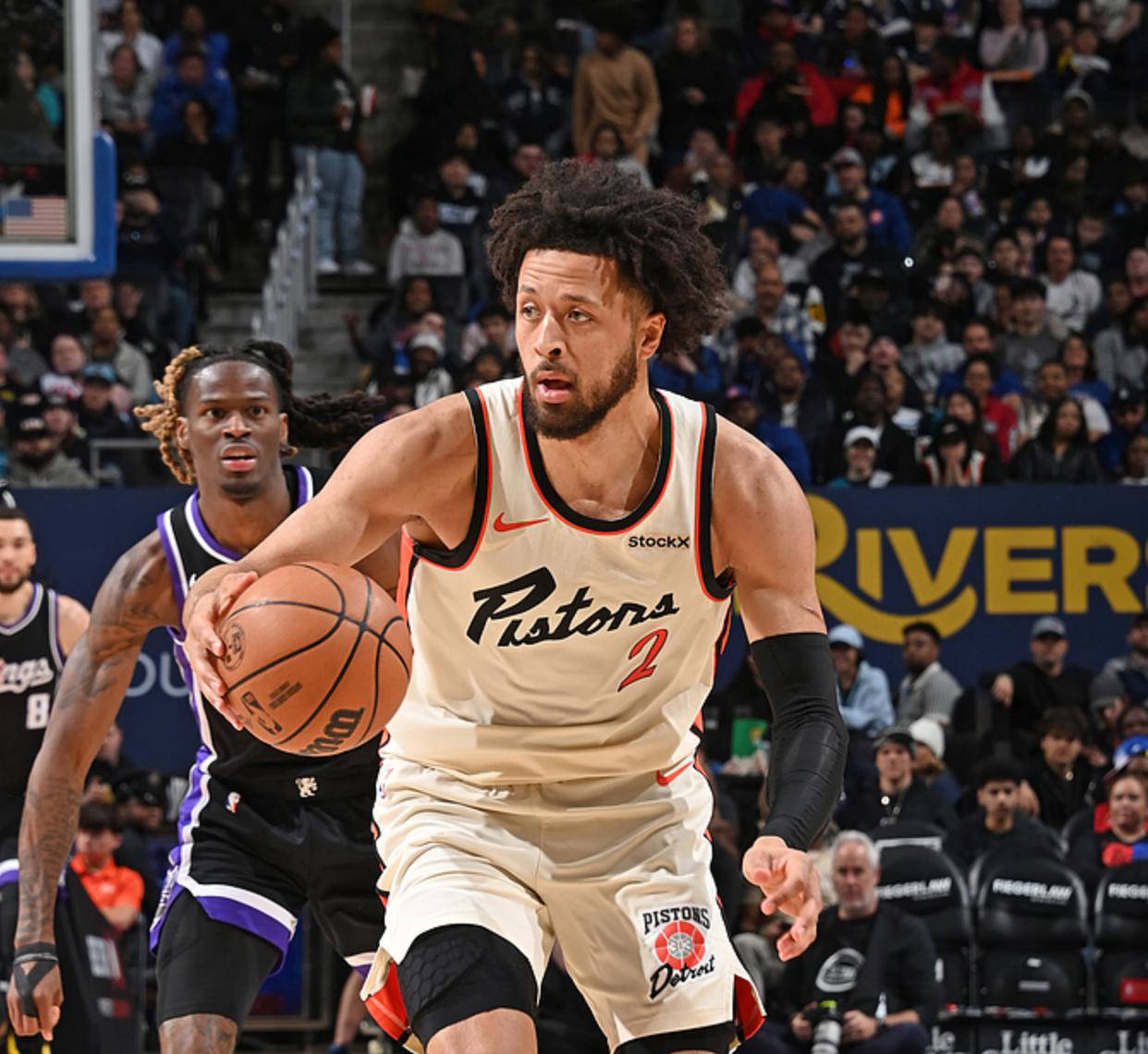 公牛不敌雄鹿,拉文砍下全场最佳得分的简单介绍 公牛不敌雄鹿,拉文砍下全场最佳得分的简单介绍