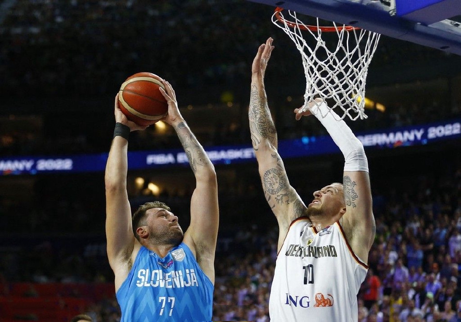 瑞士队逆转挪威,成功晋级欧锦赛半决赛 瑞士队逆转挪威,成功晋级欧锦赛半决赛