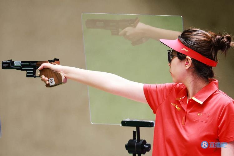 哥斯达黎加射击好手崭露头角，晋级半决