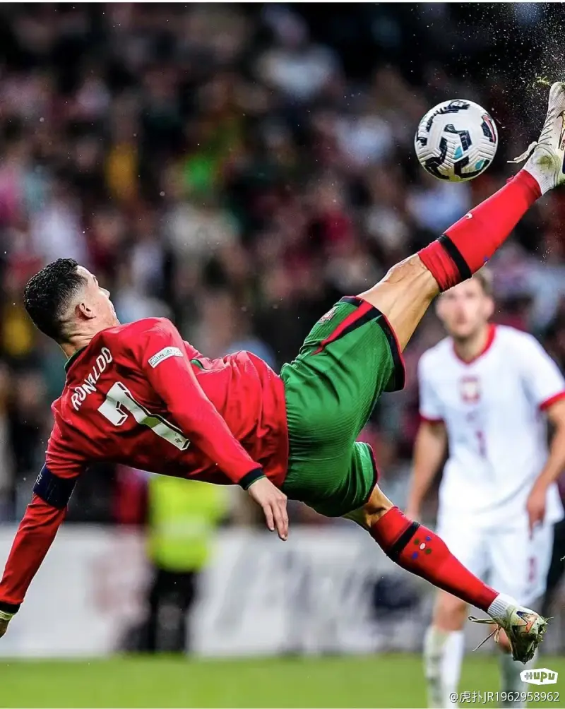 国际足坛精彩赛事体现技艺巅峰