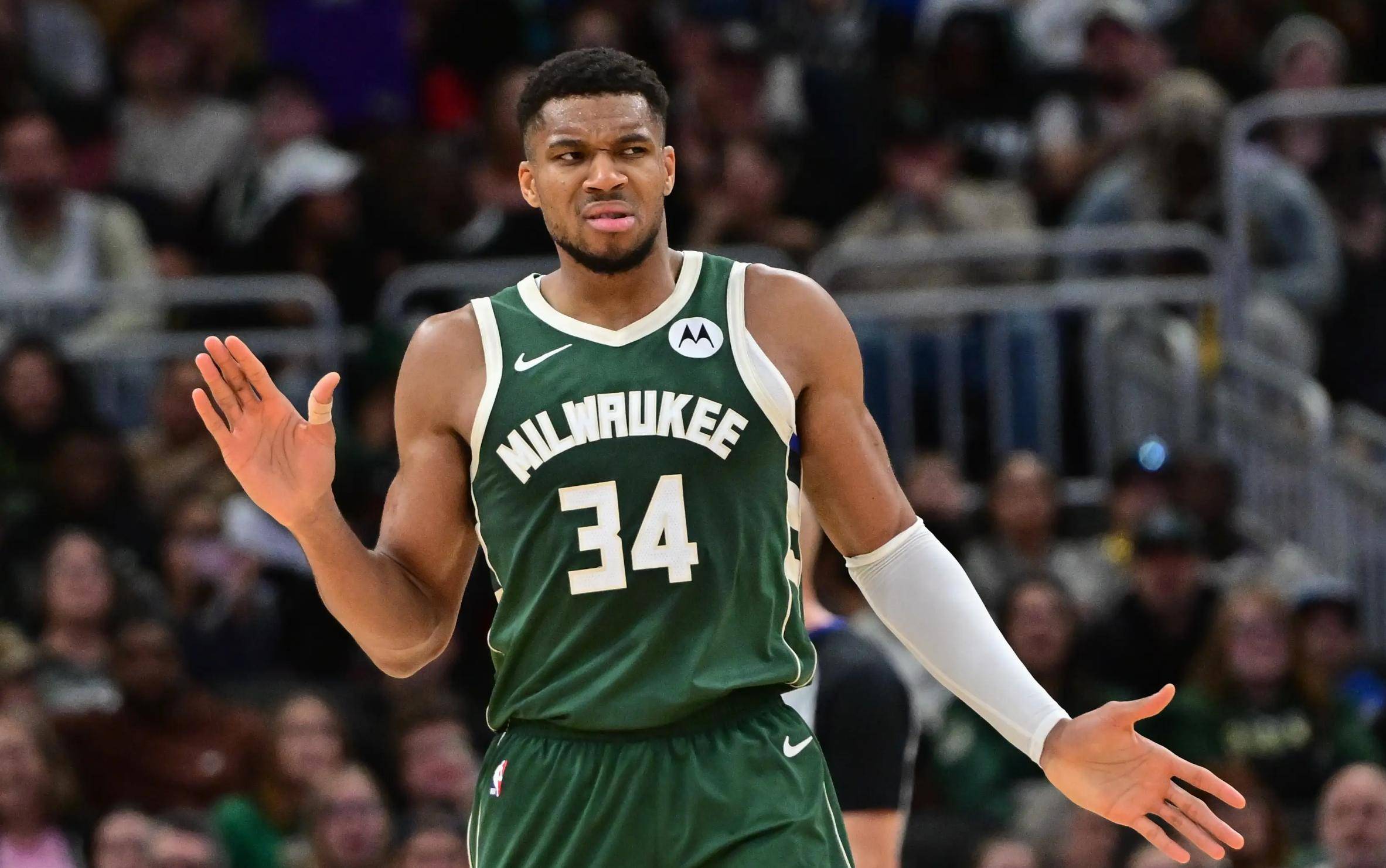 开拓者核心球员因紧急情况离队