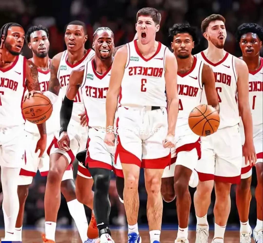 火箭队员集体备战，全队斗志昂扬