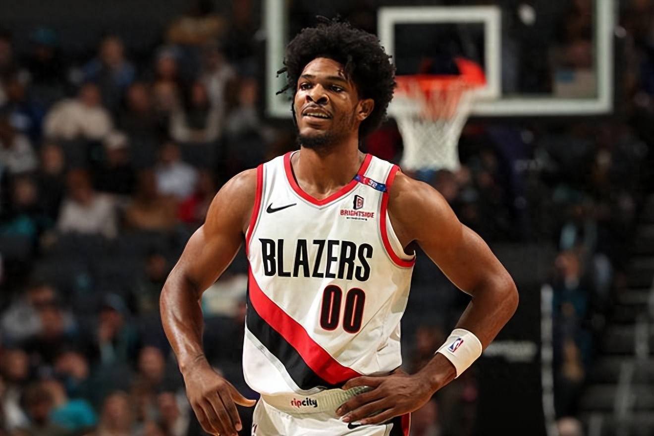 黄蜂连胜开拓者,球队状况蒸蒸日上 黄蜂连胜开拓者,球队状况蒸蒸日上