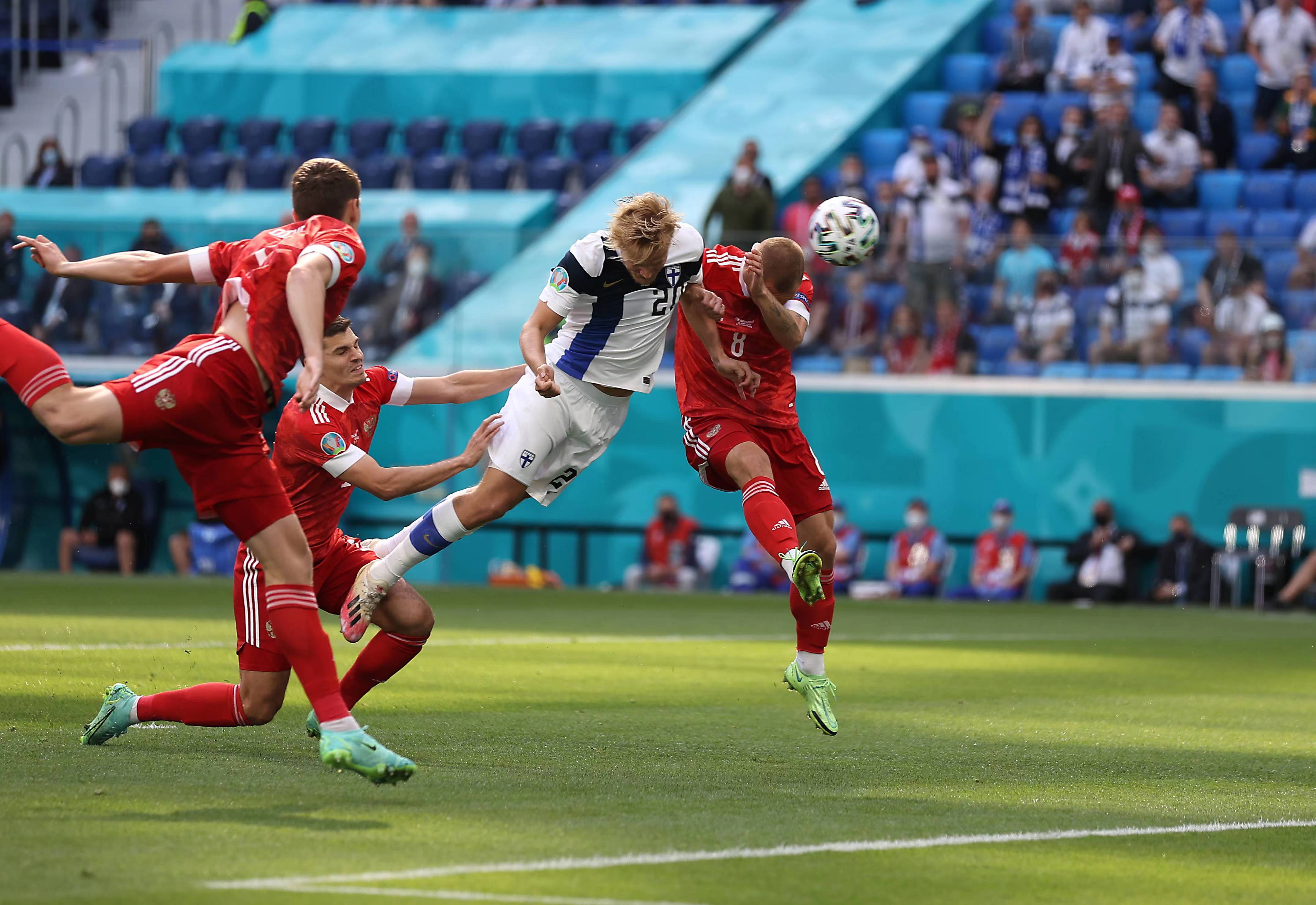 阿森纳在欧洲大赛中击败对手,取得胜利! 阿森纳在欧洲大赛中击败对手,取得胜利!