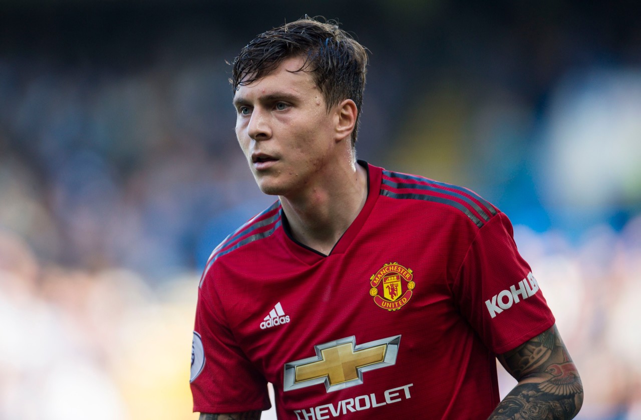 黄蜂队员林德出战时产生争执,现场再次混战的简单介绍 黄蜂队员林德出战时产生争执,现场再次混战的简单介绍