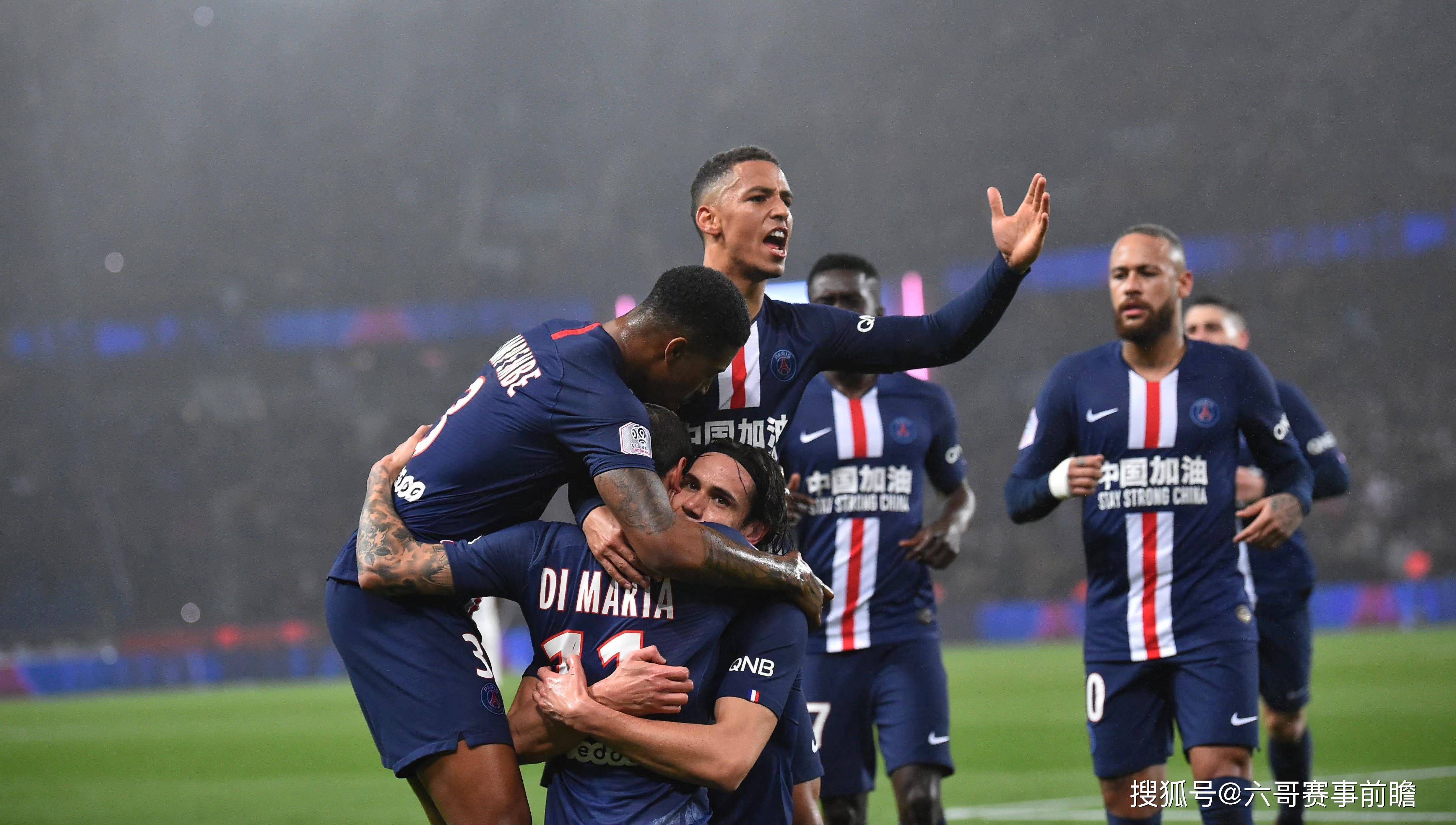 包含巴黎圣日耳曼力争胜利对阵特鲁瓦的词条 包含巴黎圣日耳曼力争胜利对阵特鲁瓦的词条