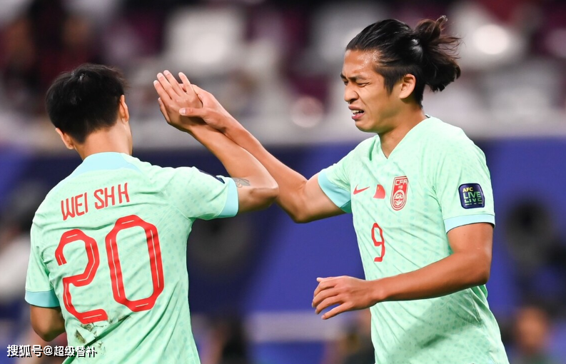 小牛队突然崛起,成为强队黑马 小牛队突然崛起,成为强队黑马