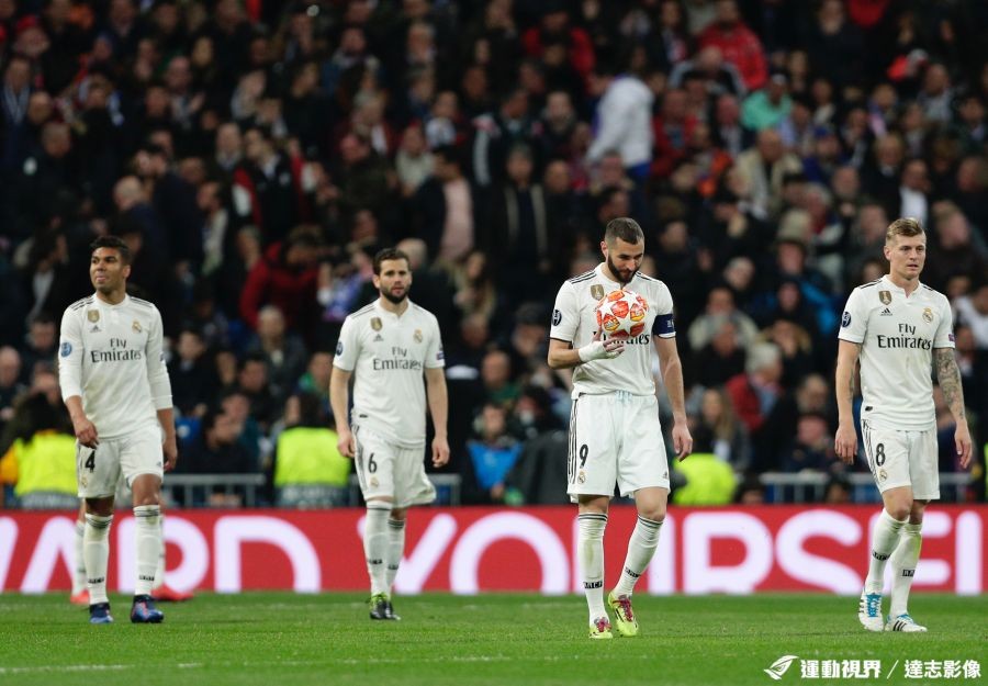 尤文三连败,欧冠出线前景黯淡 尤文三连败,欧冠出线前景黯淡