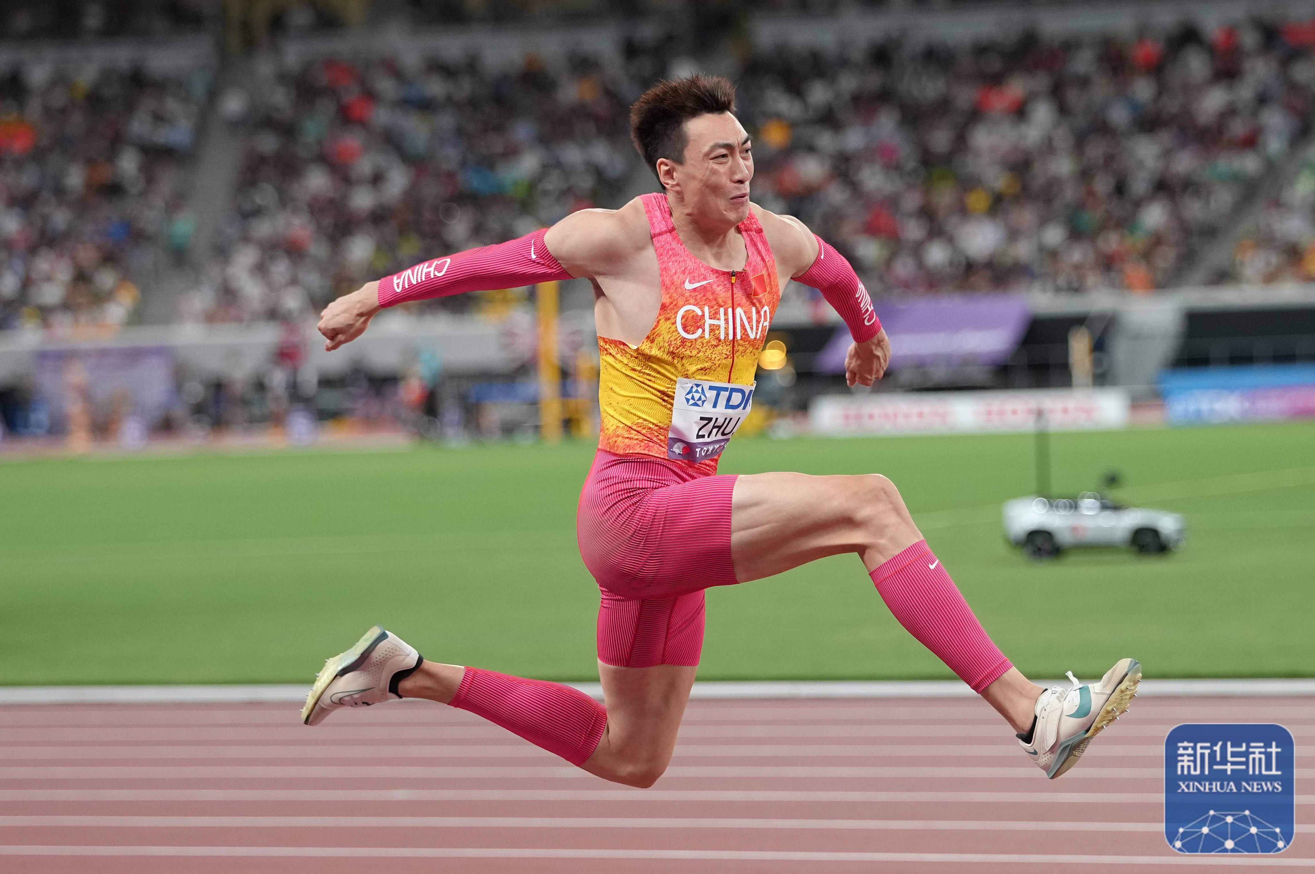 葡萄牙选手在比赛中展现实力 葡萄牙选手在比赛中展现实力