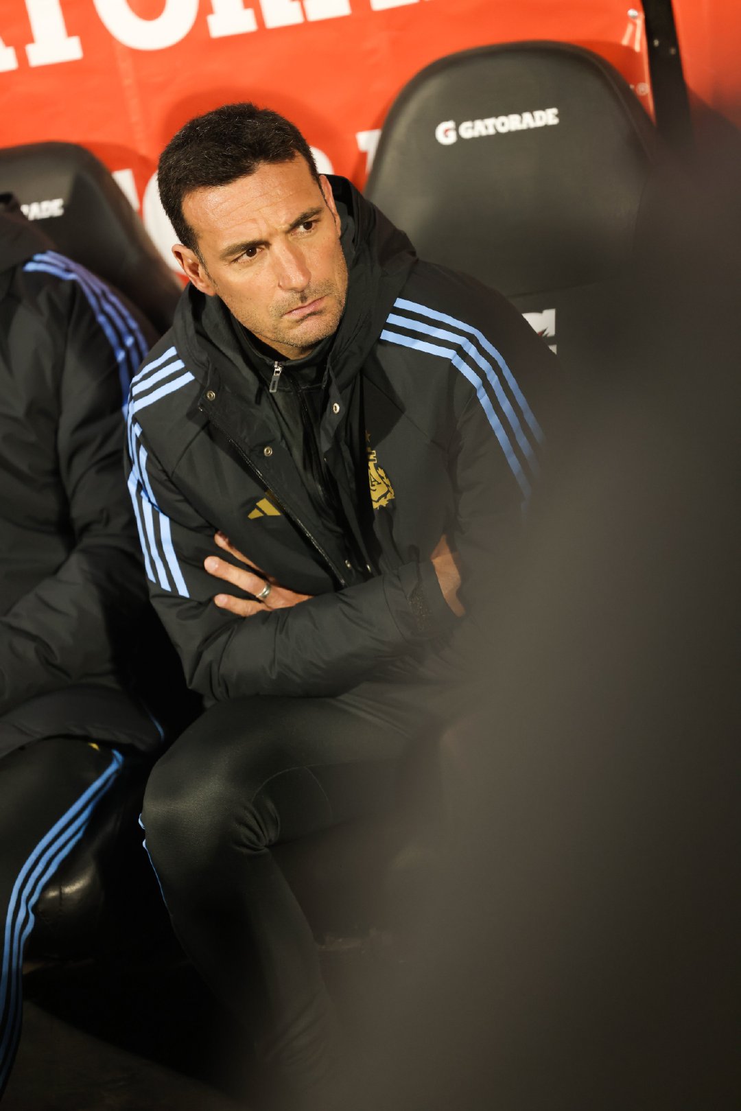 智利球员在巴甲踢出精彩表现 智利球员在巴甲踢出精彩表现