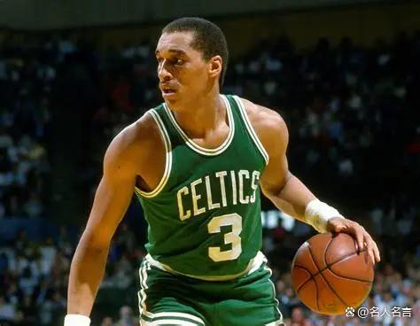 超级球星约翰逊夺得季后赛总冠军夺惊艳表现的简单介绍