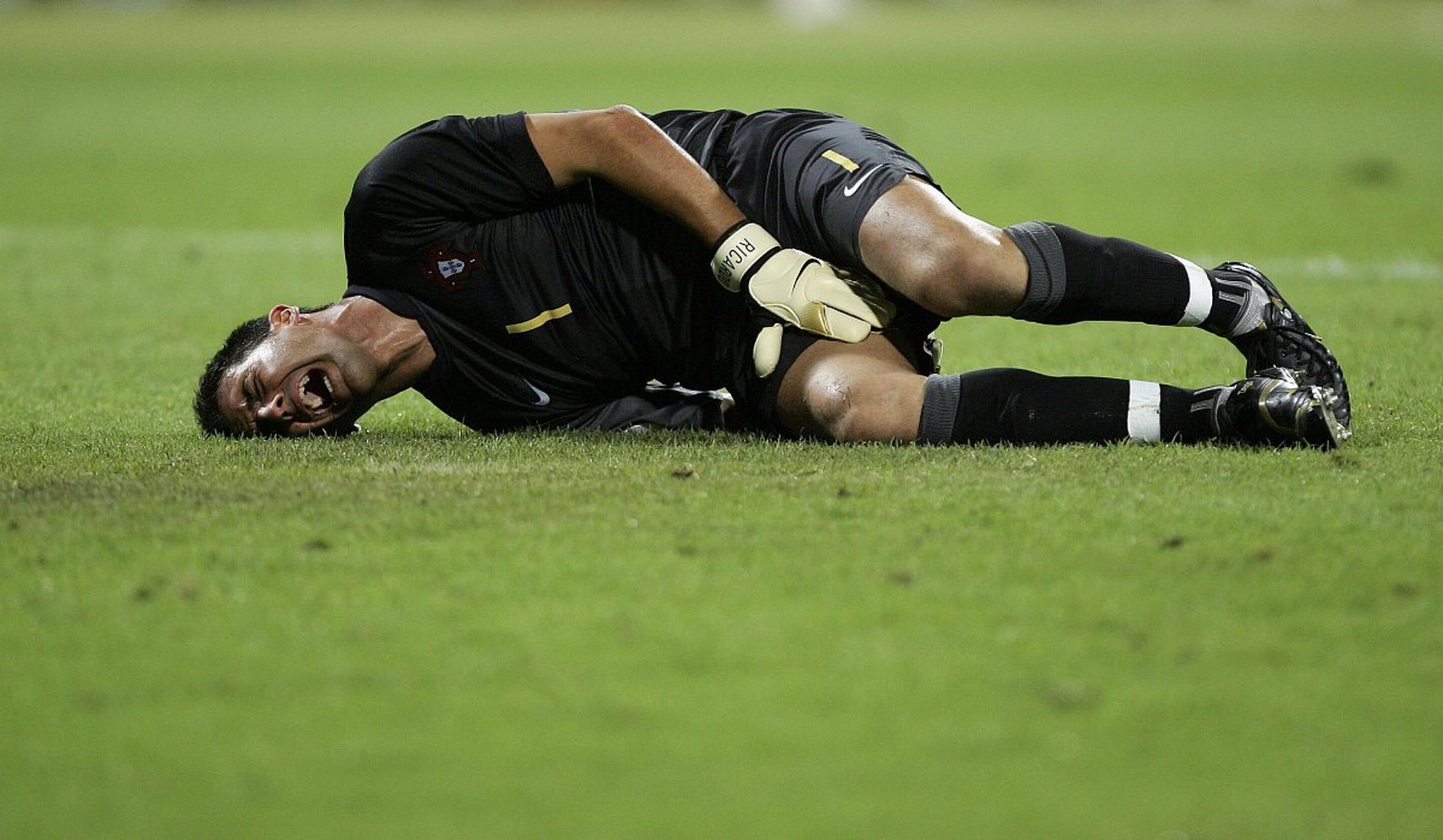 关于罗马碾压阿森纳,内马尔状态火热的信息 关于罗马碾压阿森纳,内马尔状态火热的信息