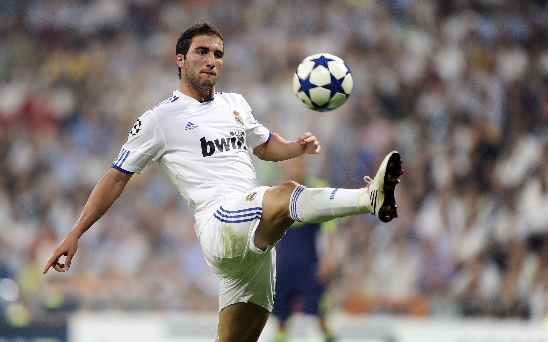 班凯罗执棒雷霆交响曲,节奏掌控间瓦解吉林队防线