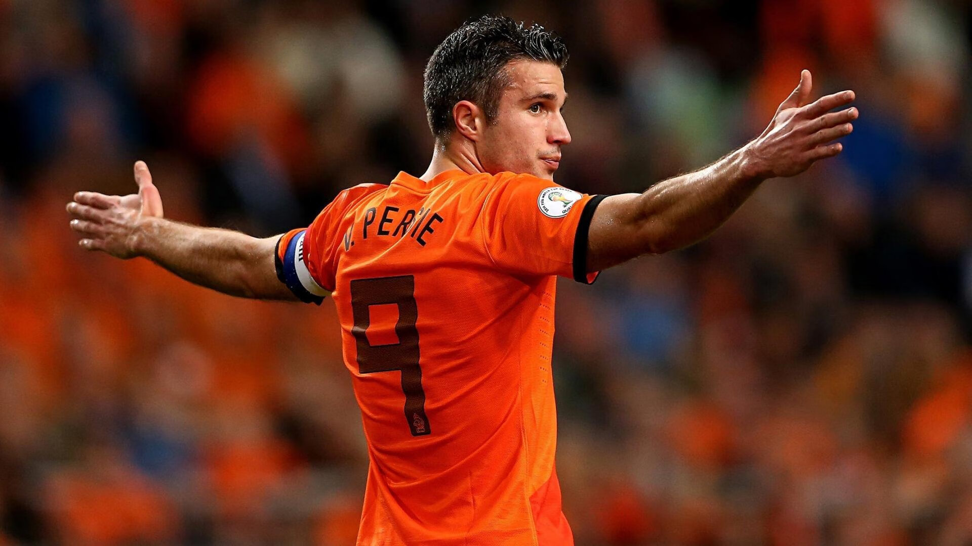 当浓眉在深圳球馆腾空而起，一记压哨球如何点燃跨境篮球狂想